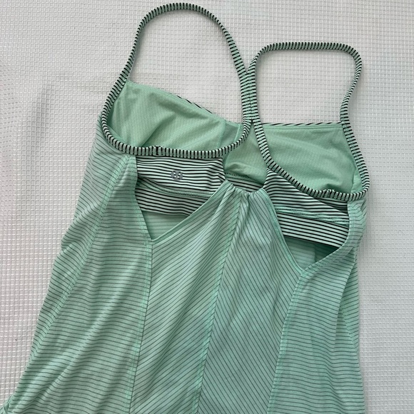 Lululemon Roll Out Tank in Heathered Fresh Teal / Mini Hyper Stripe Fresh Teal - Picture 6 of 10